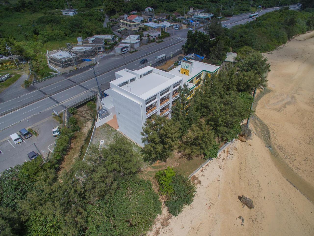 ホテル＆レストラン　オンザビーチルー 本部町 エクステリア 写真